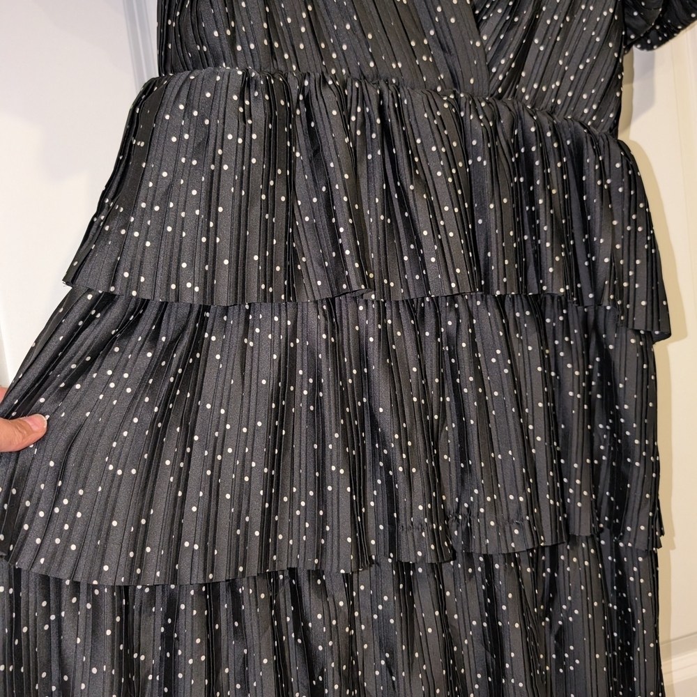 Charles Henry Black and White Tiered Mini Dress - Picture 6 of 12